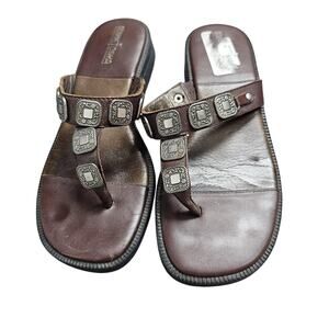 Minnetonka Sandals Womens 7 Brown Leather Western Beaded Boho Retro Medallion